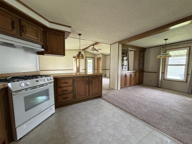 3110 Old Farm Road, Kalamazoo, MI 49004