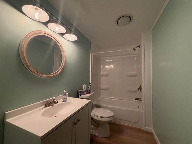 3110 Old Farm Road, Kalamazoo, MI 49004