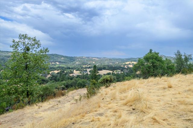 1641 Needmore Dr, Shingle Springs, CA 95682