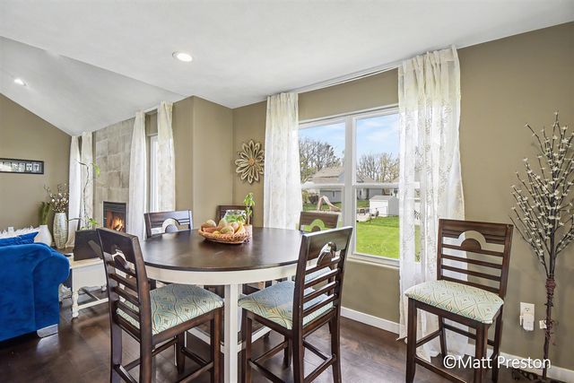 7707 Park Ridge Drive, Jenison, MI 49428