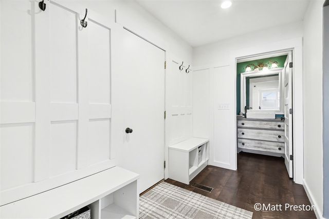7707 Park Ridge Drive, Jenison, MI 49428