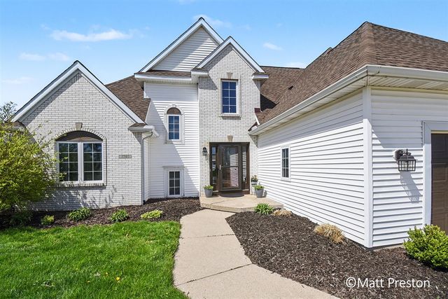7707 Park Ridge Drive, Jenison, MI 49428