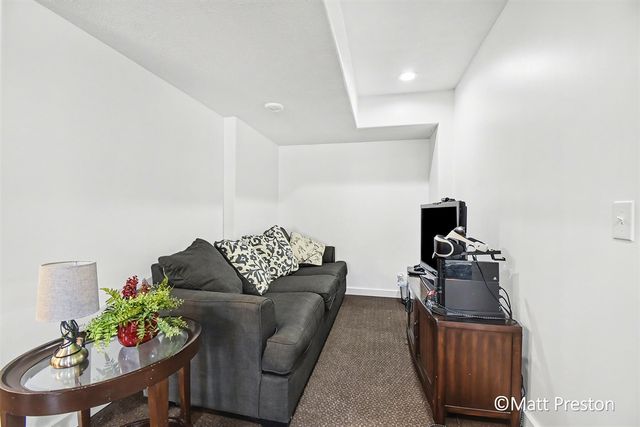 7707 Park Ridge Drive, Jenison, MI 49428
