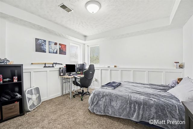 7707 Park Ridge Drive, Jenison, MI 49428