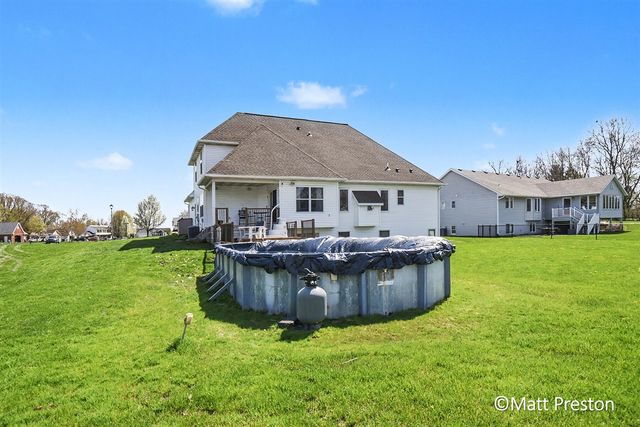 7707 Park Ridge Drive, Jenison, MI 49428