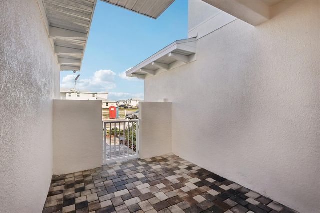 31902 OYSTER PIER COURT, Wesley Chapel, FL 33545