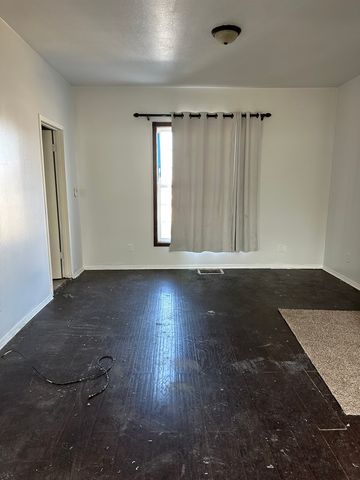 2112 Martin Luther King Jr Parkway, Des Moines, IA 50314