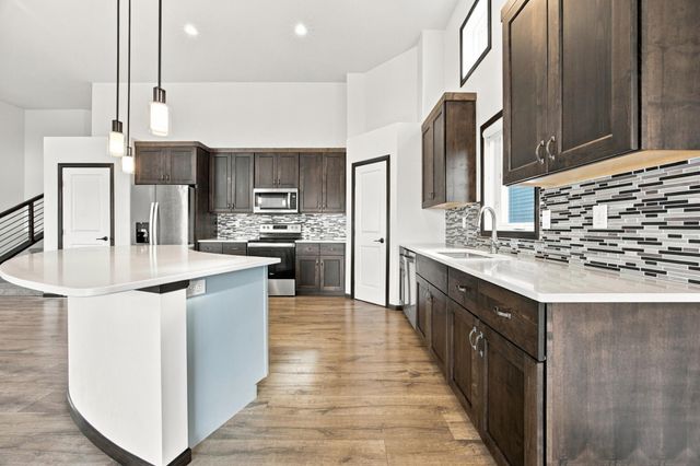 2722 12th Street W, West Fargo, ND 58078