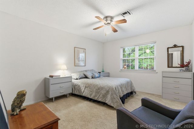 508 Meadowood Drive, Broken Arrow, OK 74011