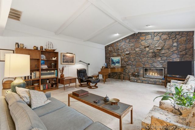 508 Meadowood Drive, Broken Arrow, OK 74011