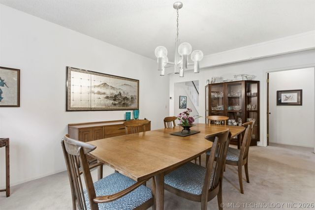 508 Meadowood Drive, Broken Arrow, OK 74011