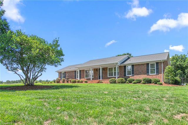 1971 Delaine Drive, Burlington, NC 27215