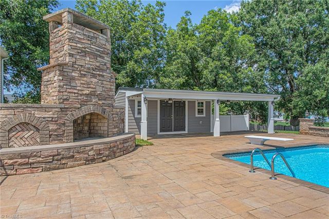 1971 Delaine Drive, Burlington, NC 27215