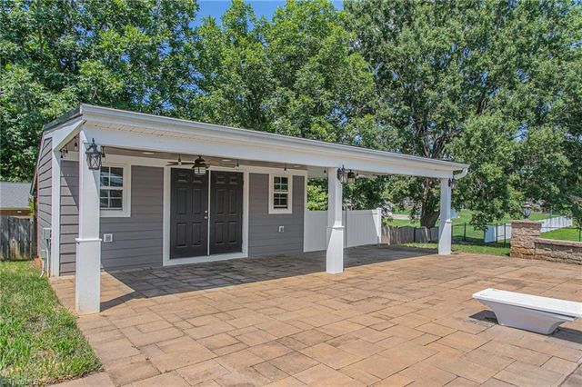 1971 Delaine Drive, Burlington, NC 27215