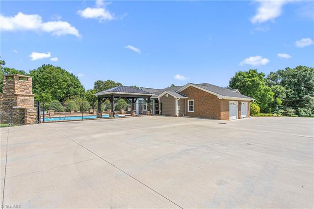1971 Delaine Drive, Burlington, NC 27215