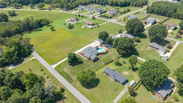1971 Delaine Drive, Burlington, NC 27215