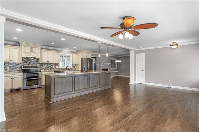 1971 Delaine Drive, Burlington, NC 27215