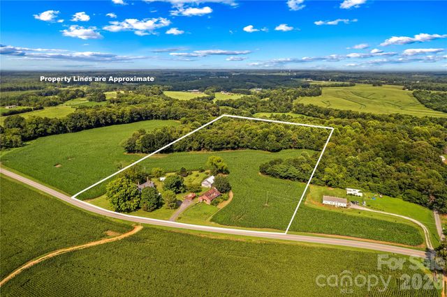 532 Rash Road, Olin, NC 28660