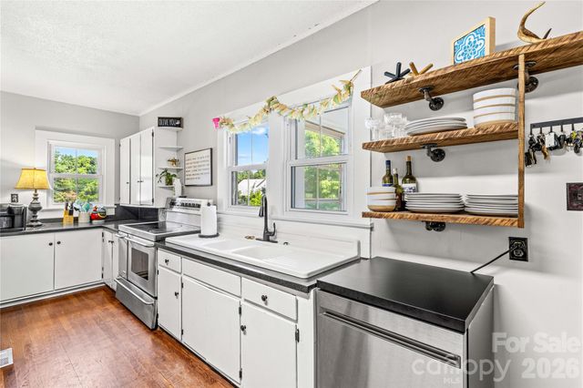 532 Rash Road, Olin, NC 28660