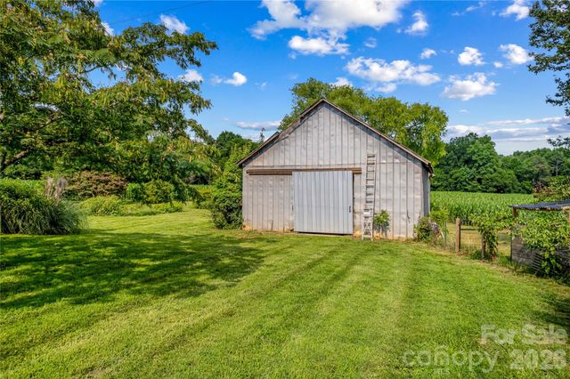 532 Rash Road, Olin, NC 28660