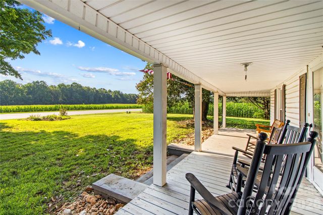 532 Rash Road, Olin, NC 28660