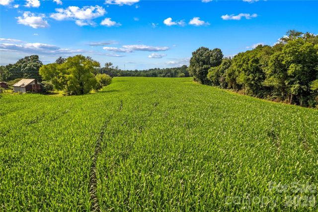 532 Rash Road, Olin, NC 28660