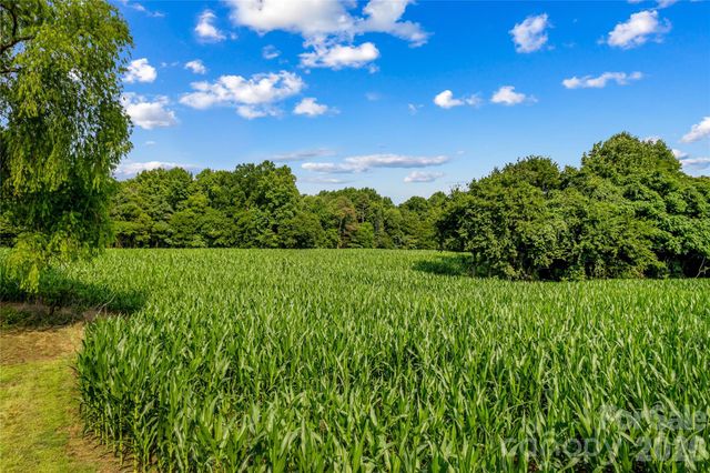532 Rash Road, Olin, NC 28660