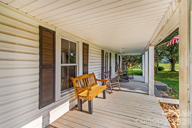 532 Rash Road, Olin, NC 28660