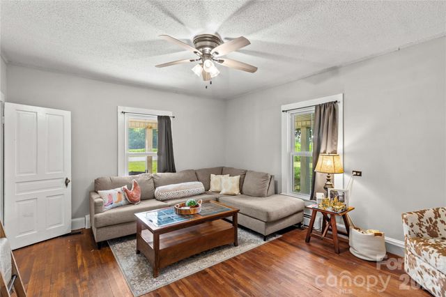 532 Rash Road, Olin, NC 28660