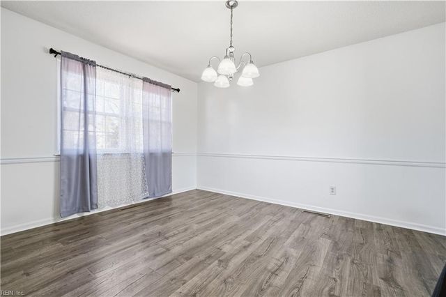 912 Amherst LN, Virginia Beach, VA 23463