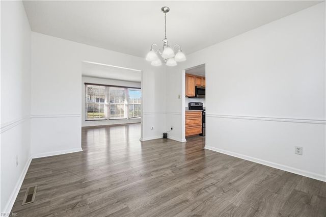 912 Amherst LN, Virginia Beach, VA 23463