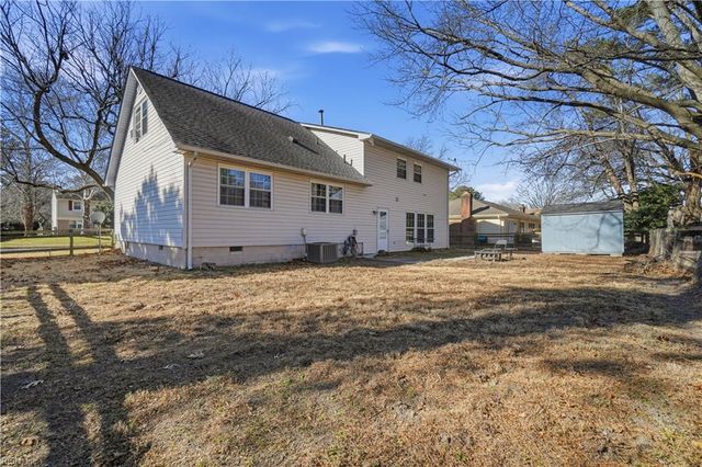 912 Amherst LN, Virginia Beach, VA 23463