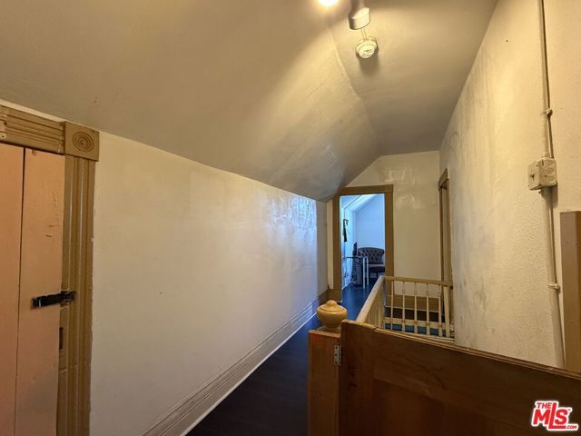 324 N Burlington Avenue, Los Angeles, CA 90026