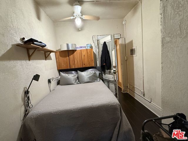 324 N Burlington Avenue, Los Angeles, CA 90026