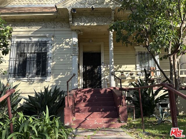 324 N Burlington Avenue, Los Angeles, CA 90026