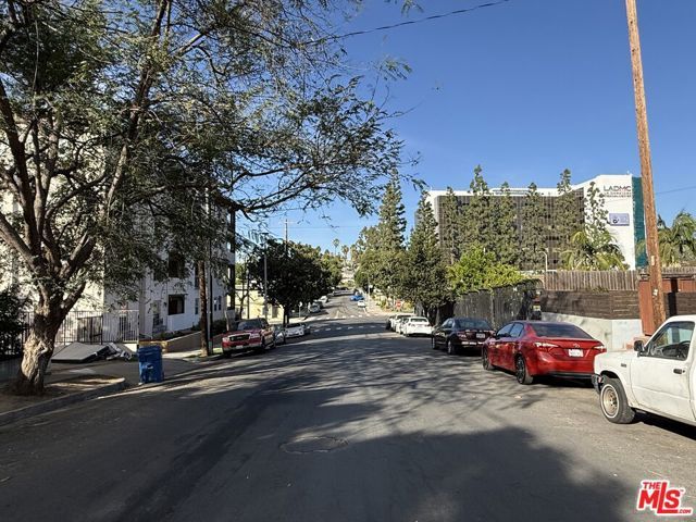 324 N Burlington Avenue, Los Angeles, CA 90026