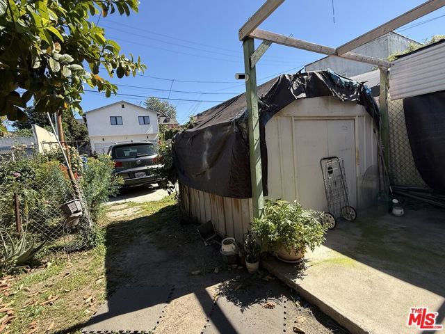 324 N Burlington Avenue, Los Angeles, CA 90026