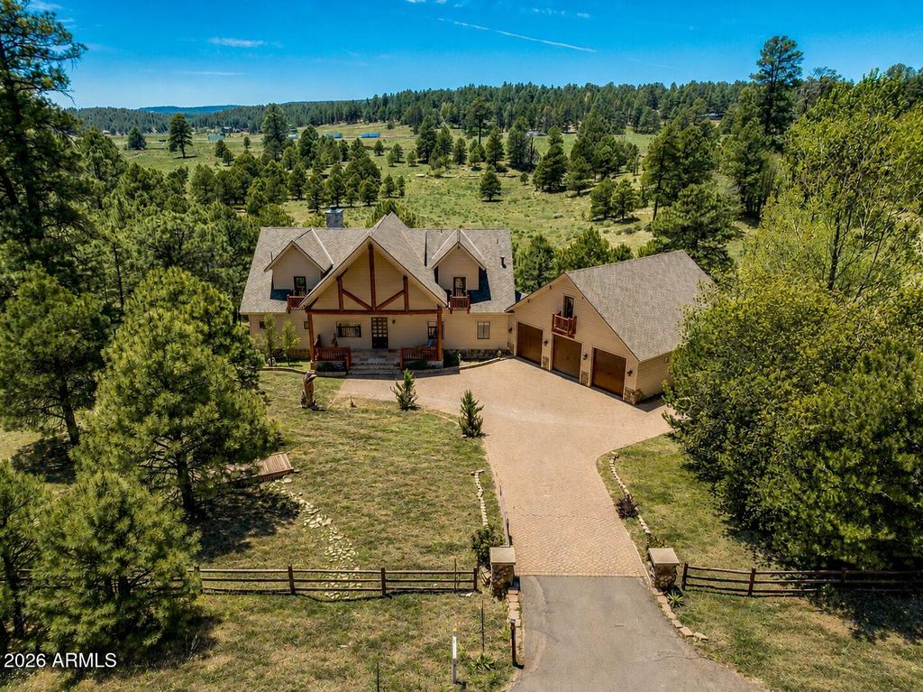Image 1 of property listing at 2578 OLD MUNDS Highway, Flagstaff, AZ 86005