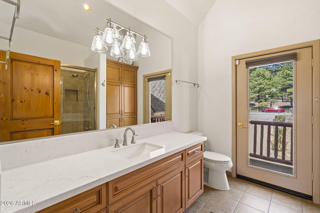 Image 25 of property listing at 2578 OLD MUNDS Highway, Flagstaff, AZ 86005