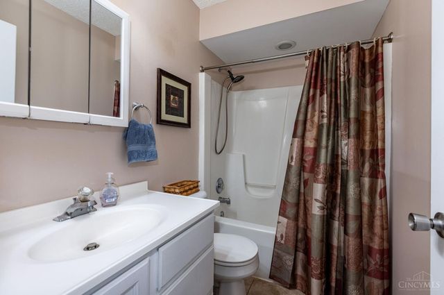 43 Thornhill Drive, Hamilton, OH 45013