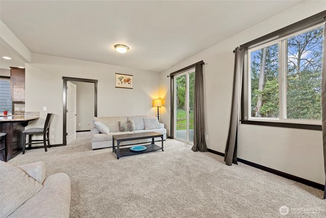 1205 N 16th Street, Mount Vernon, WA 98273