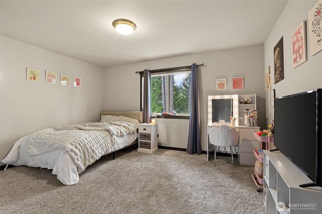 1205 N 16th Street, Mount Vernon, WA 98273