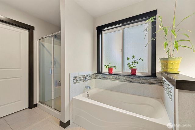 1205 N 16th Street, Mount Vernon, WA 98273