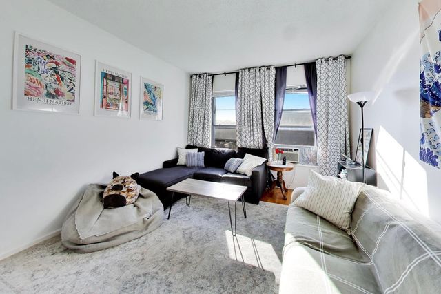 5339 S Ellis Avenue D3, Chicago, IL 60615