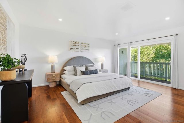 2264 Caminito Castillo, La Jolla, CA 92037