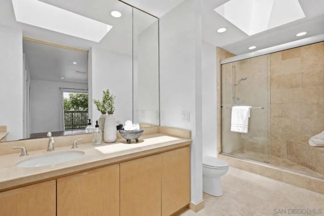 2264 Caminito Castillo, La Jolla, CA 92037