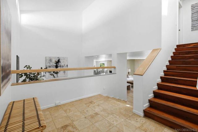 2264 Caminito Castillo, La Jolla, CA 92037