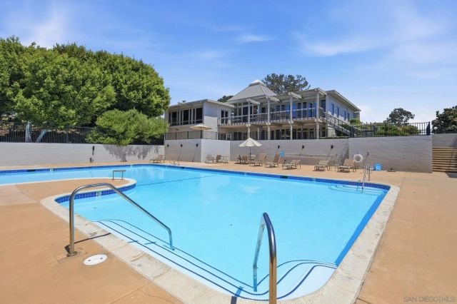 2264 Caminito Castillo, La Jolla, CA 92037