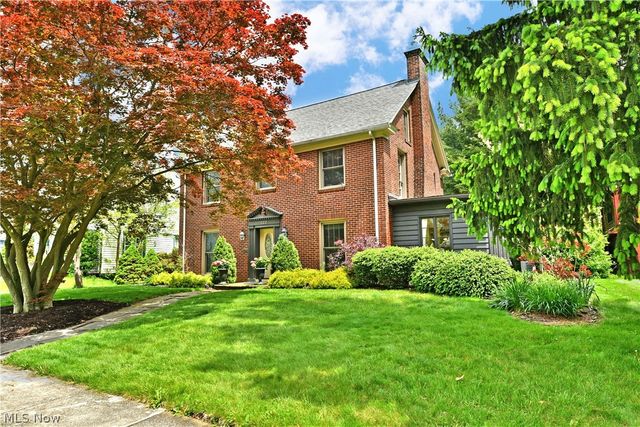 322 Genesee Avenue NE, Warren, OH 44483
