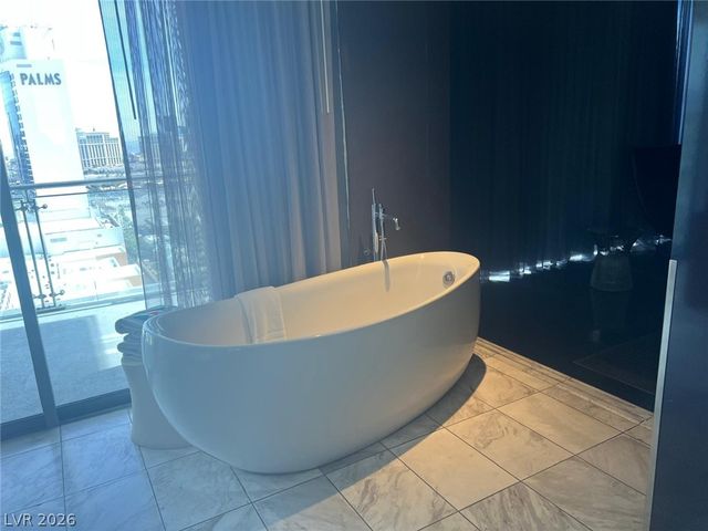 4381 West Flamingo Road 1922, Las Vegas, NV 89103